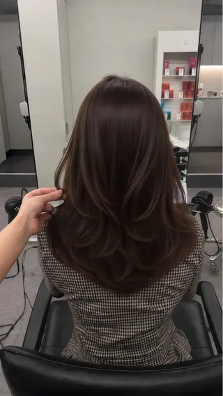 ロング 🎀 レイヤーカット カラー / 錦糸町のヘアスタイル