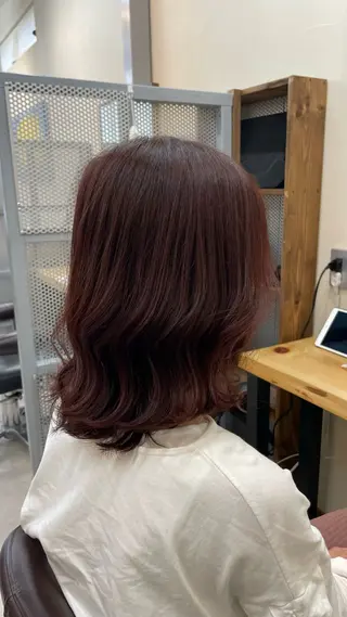 ミディアム I-FLAT 暮石悠菜のヘアスタイル