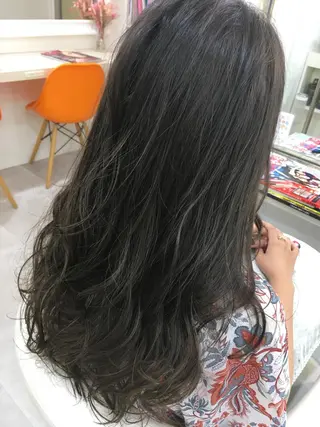 セミロング カラー 髪質改善 中川 翔のヘアスタイル