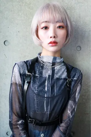 ショート カラー BEAT S (Sara)のヘアスタイル