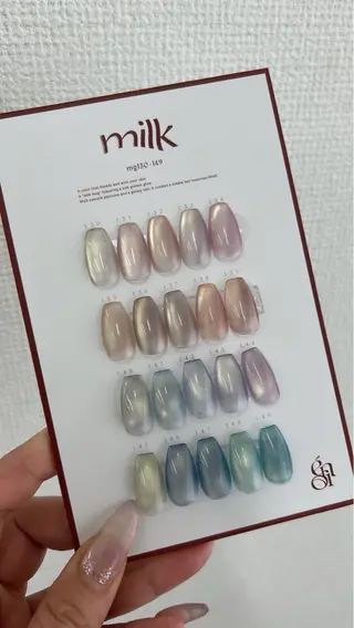 ネイル METEOR💫 staffのネイルデザイン