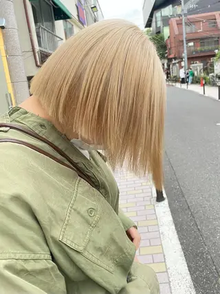 ミディアム カラー エクステ ハイトーン 💭黒崎ハルカのヘアスタイル