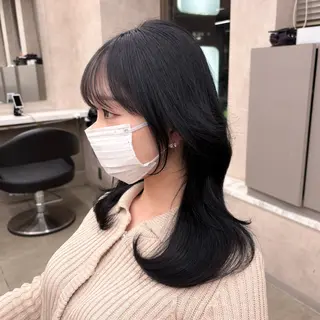セミロング カラー 抜け感レイヤー︴ ニュアンスカラーのヘアスタイル