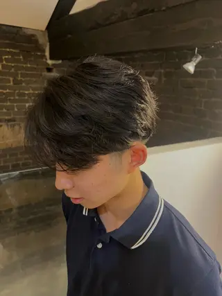 パーマ メンズ 廣瀬 京花のヘアスタイル