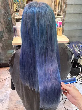 ロング カラー 佐伯 りょうのヘアスタイル