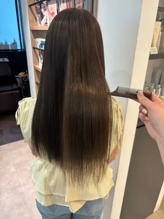 セミロング モテ髪🫧赤み消し カラー表参道きょうこのヘアスタイル
