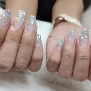 ネイル RUNWAY のネイルデザイン