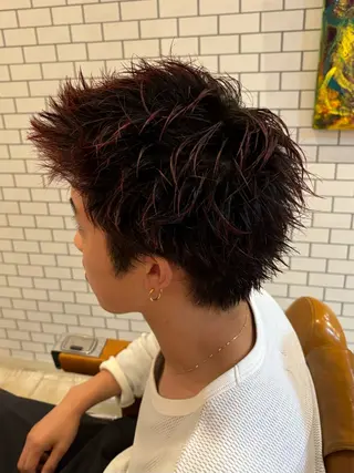 ショート クボタ マコトのヘアスタイル