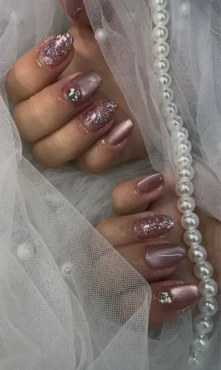 ミディアム Laure‘a MARIのネイルデザイン
