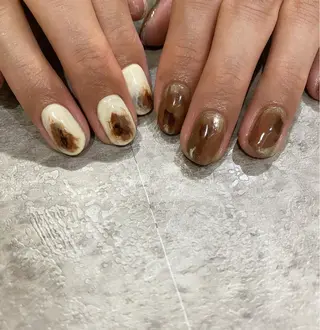 ネイル 板垣 綾乃のネイルデザイン
