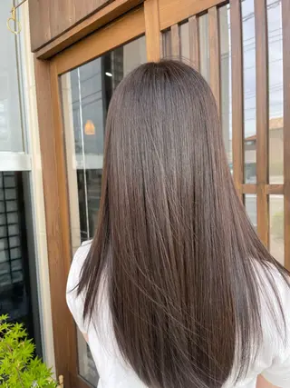 ロング カラー 青木 紗耶のヘアスタイル