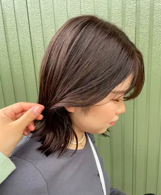 ミディアム カラー 🥥ニシダテ アイラ🥥のヘアスタイル