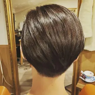 ショート カラー spa hair ark 富井直美のヘアスタイル