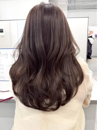 ロング 新實 ゆりあのヘアスタイル