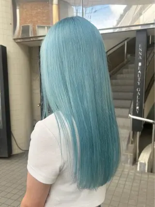 セミロング カラー ブリーチ透明感カラー 🍀mizuki🍀のヘアスタイル
