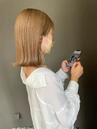 ミディアム カラー 山本 愛永のヘアスタイル