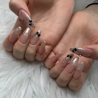 ネイル tener 🖤yua🖤のネイルデザイン