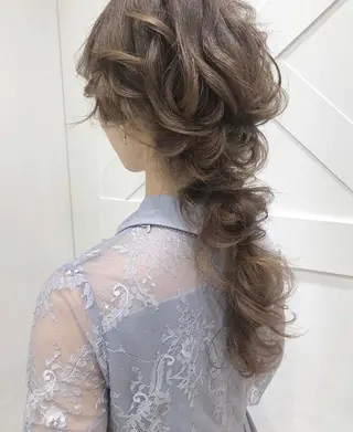 ロング ヘアアレンジ あやか 白髪ぼかしハイライトのヘアスタイル