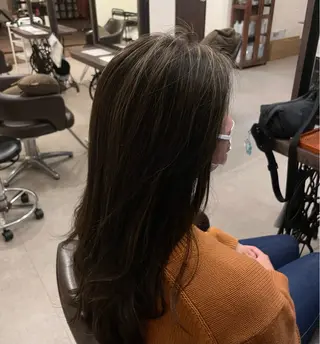 ロング カラー 川村 瑠奈/艶髪/髪質改善のヘアスタイル