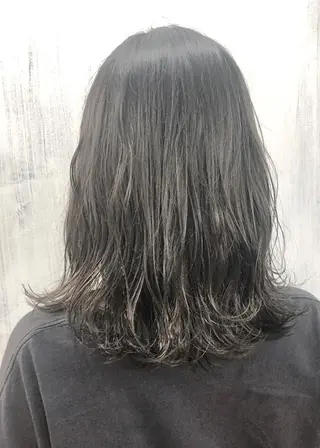 ミディアム 🌼たけや みのり🌿のヘアスタイル