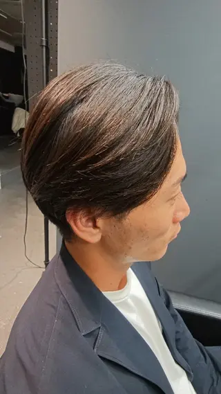 メンズ パーマ 怪我の為1ヶ月程 お休みします🙇のヘアスタイル