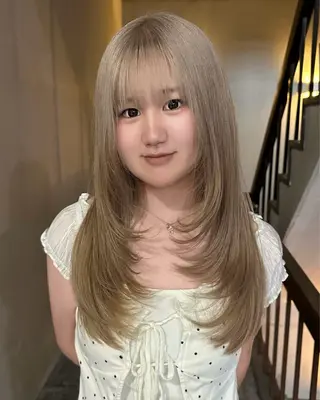 ロング KARIN カリンのヘアスタイル