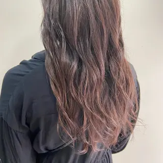 ロング カラー 吉村 夏椰のヘアスタイル