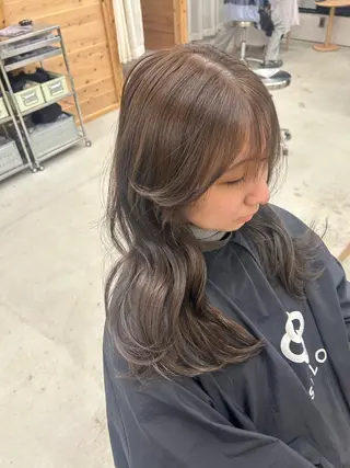 ロング カラー SiLO Yukinaのヘアスタイル