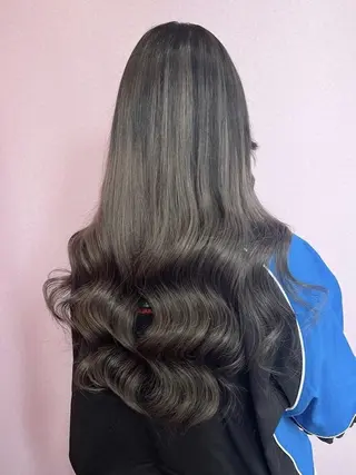 ロング 大阪レミーエクステ チビ編み込みのヘアスタイル
