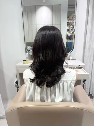 セミロング パーマ ハッシュカット 暖色カラー/伊藤菜月のヘアスタイル