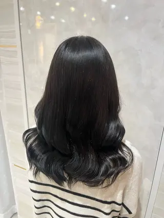 セミロング カラー 芳賀 莉菜のヘアスタイル