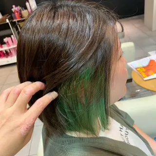 ミディアム カラー 金村 綾芽のヘアスタイル
