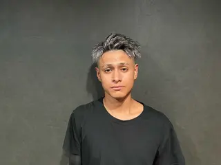カラー パーマ メンズ Les Mainsのヘアスタイル