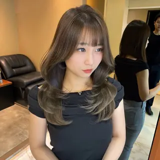 ロング 🫧似合わせ×透明感 ケアカラー清野🫧のヘアスタイル