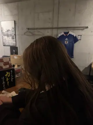 カラー 櫻木 志穏のヘアスタイル