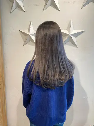 ロング 伊藤 光成のヘアスタイル