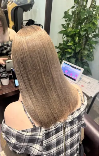 セミロング 髪質改善✨️柴田 妃菜🧸のヘアスタイル