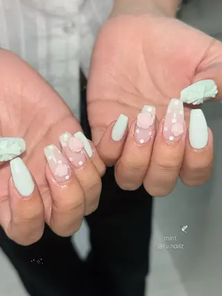 ネイル LIAn.🎀 Munakataのネイルデザイン