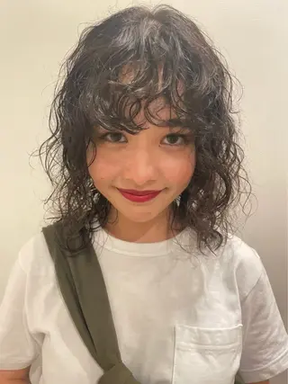 ミディアム パーマ mizuho .のヘアスタイル