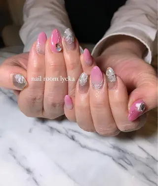 ネイル ネイルルームリッカ 𝐦𝐚𝐲𝐮のネイルデザイン