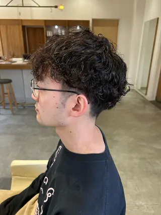 ショート パーマ メンズ 佐藤 悠生 メンズパーマ.カットのヘアスタイル