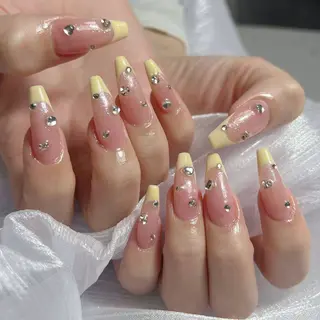 ネイル Lyna 池袋のネイルデザイン