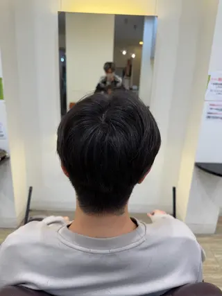 メンズ 呉屋 俊介のヘアスタイル