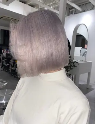 カラー HIDE 矯正のヘアスタイル