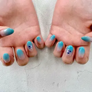 ネイル One’Ness Nana🤍のネイルデザイン