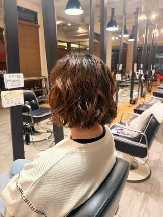 パーマ 西田 夏望のヘアスタイル