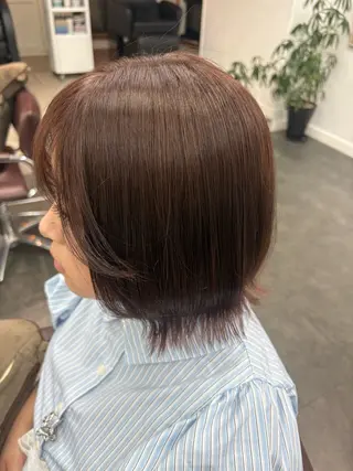 ミディアム カラー 渡邊 美優のヘアスタイル