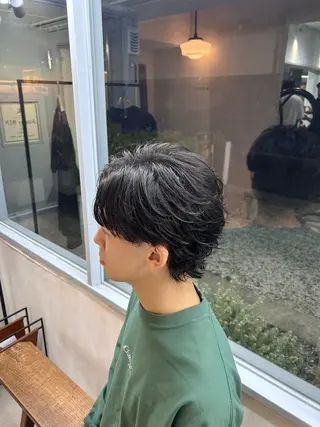 ショート パーマ メンズ 岩城 滉成のヘアスタイル