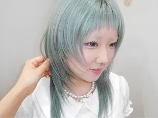 ミディアム カラー ひな🐥ハイトーン/ レイヤーカット🎼のヘアスタイル