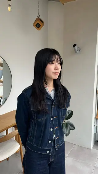ロング e.n.u 烏丸山﨑 菜々実のヘアスタイル